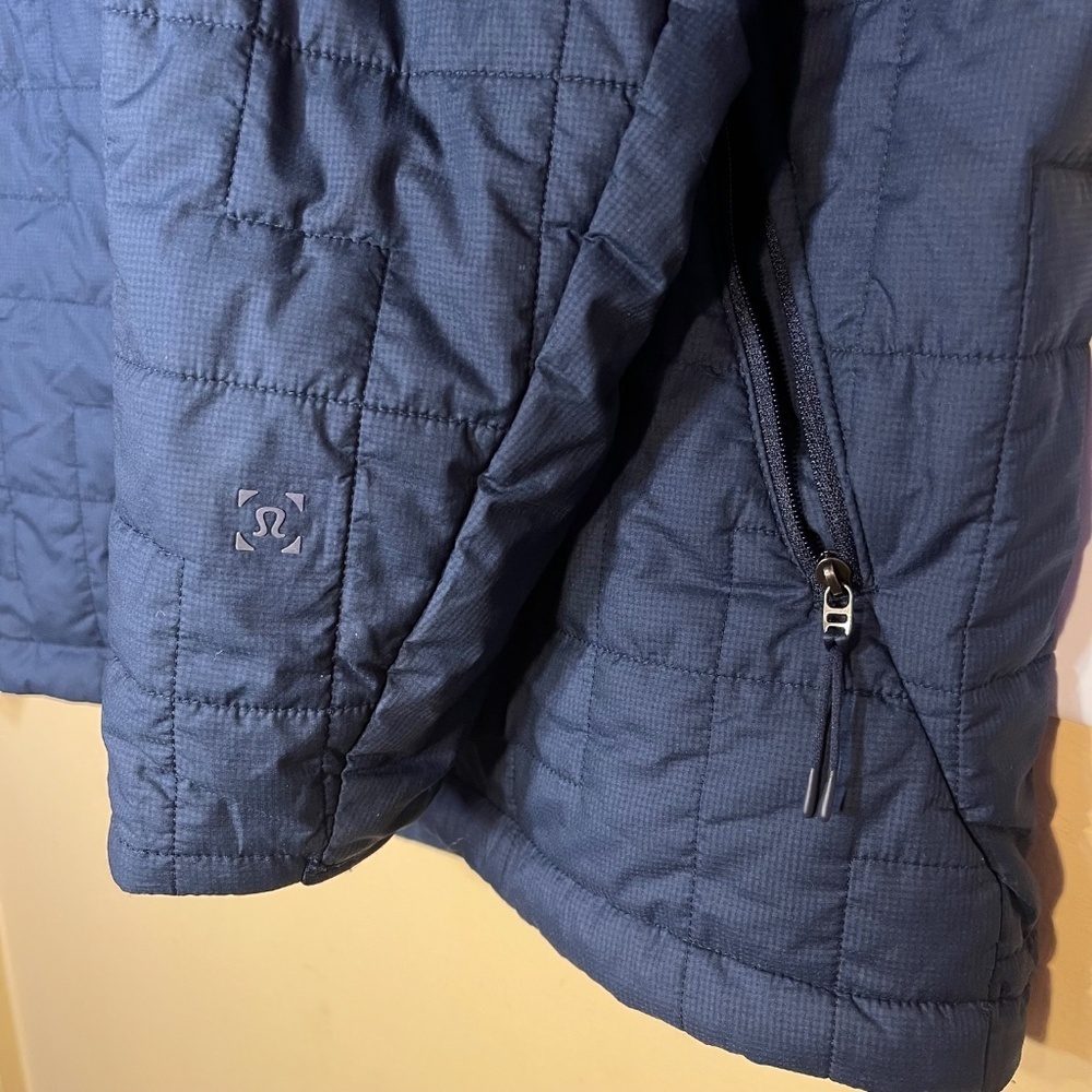Lululemon Blue Men's Jacket - Picture 13 of 14